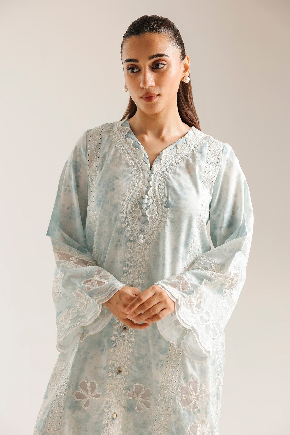 EMBROIDERED SUIT (E4415/103/635)
