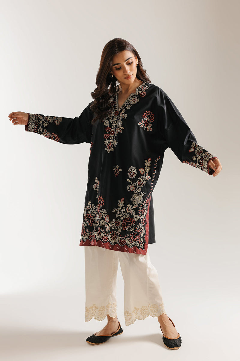 Embroidered Suit (E4427/103/902)