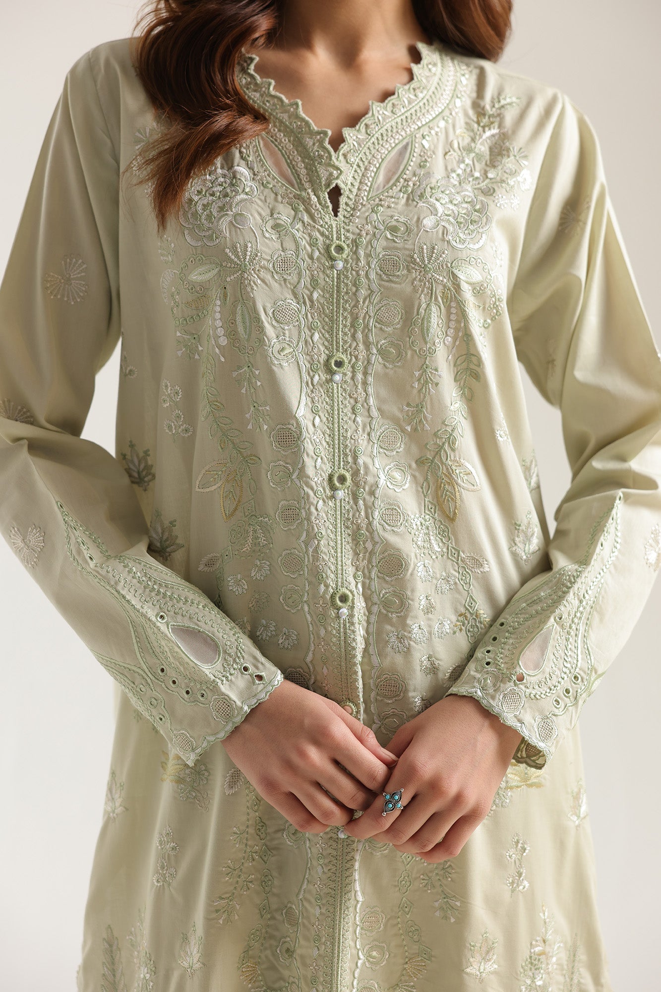 Embroidered Suit (E4439/103/130)