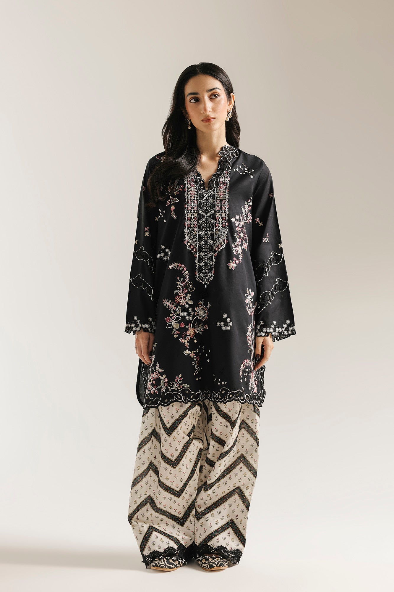 https://cdn.shopify.com/s/files/1/2290/7917/files/E4479-103-902_1.jpg?v=1779428526