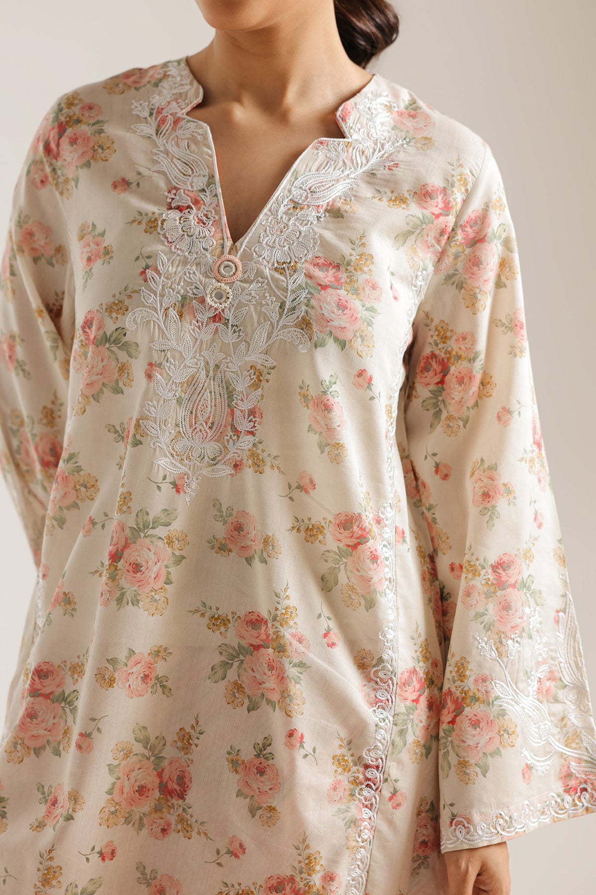 EMBROIDERED SUIT (E4489/103/005)