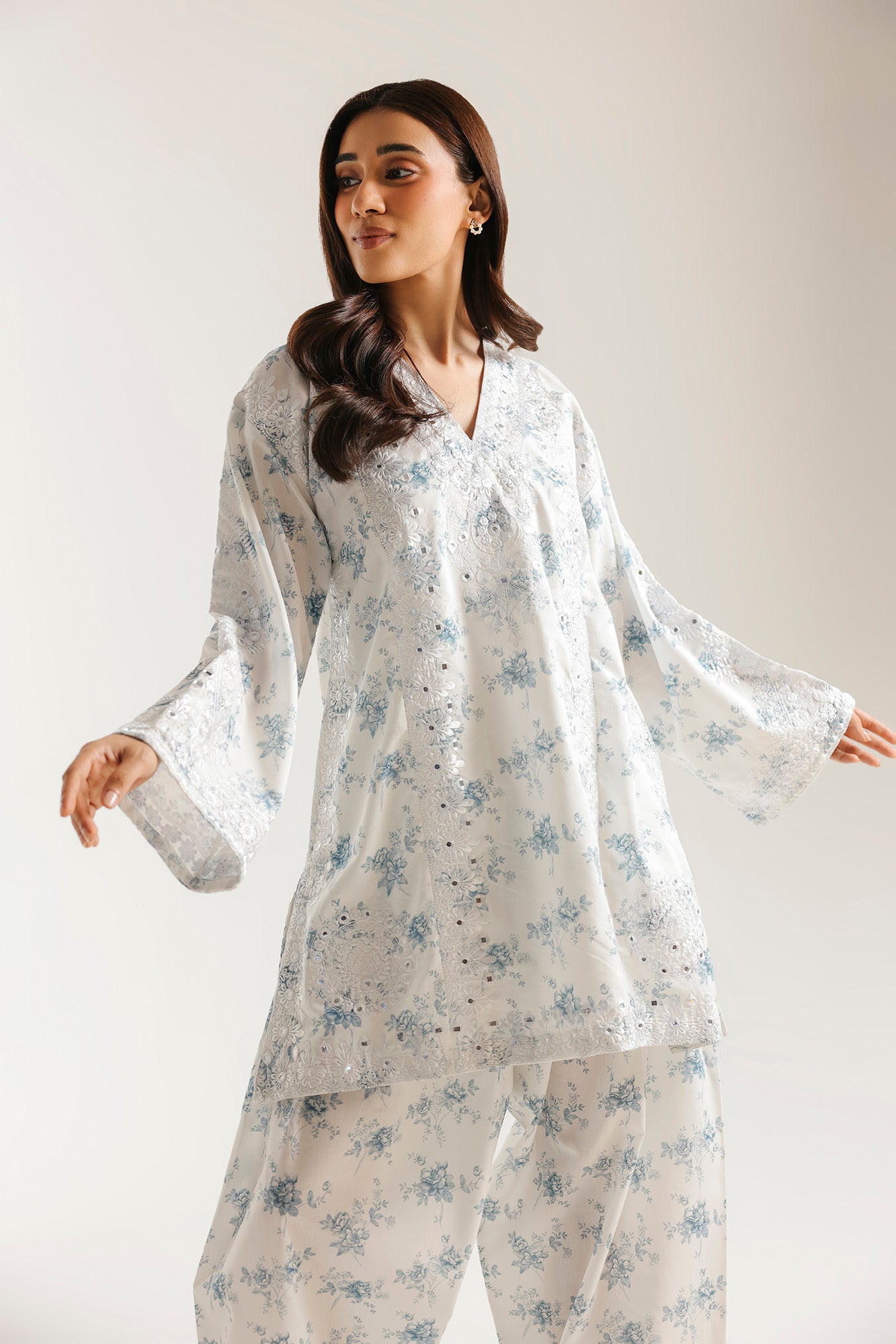 https://cdn.shopify.com/s/files/1/2290/7917/files/E4509-103-003_6.jpg?v=1778566055