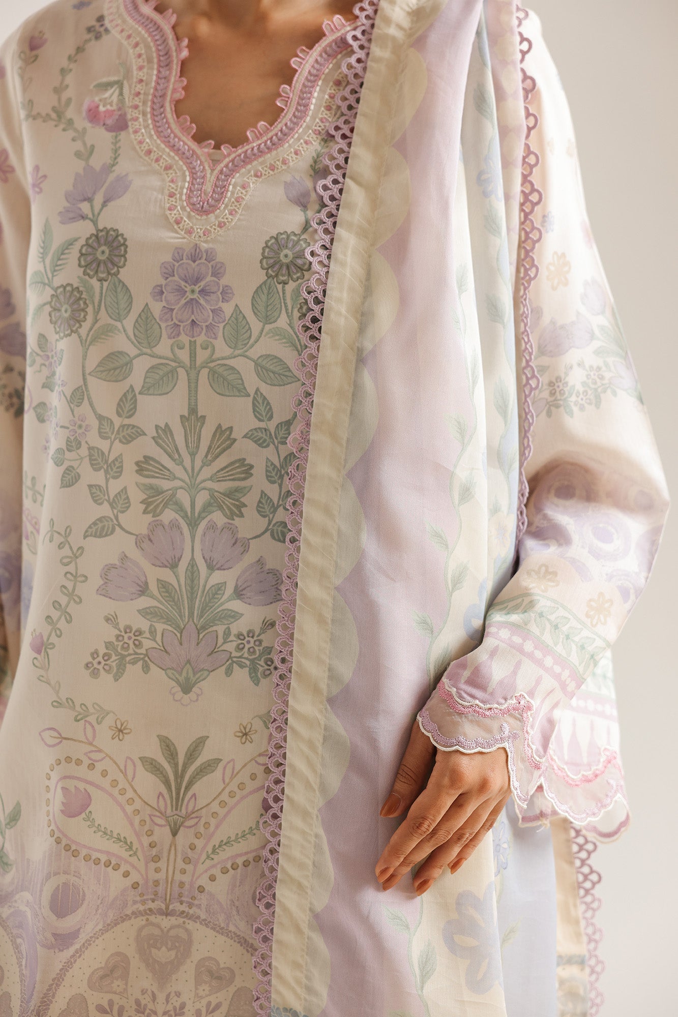 https://cdn.shopify.com/s/files/1/2290/7917/files/E4516-103-002_5_a8db8bd6-1f2c-4d73-a2ae-70aca8cf3568.jpg?v=1779256730