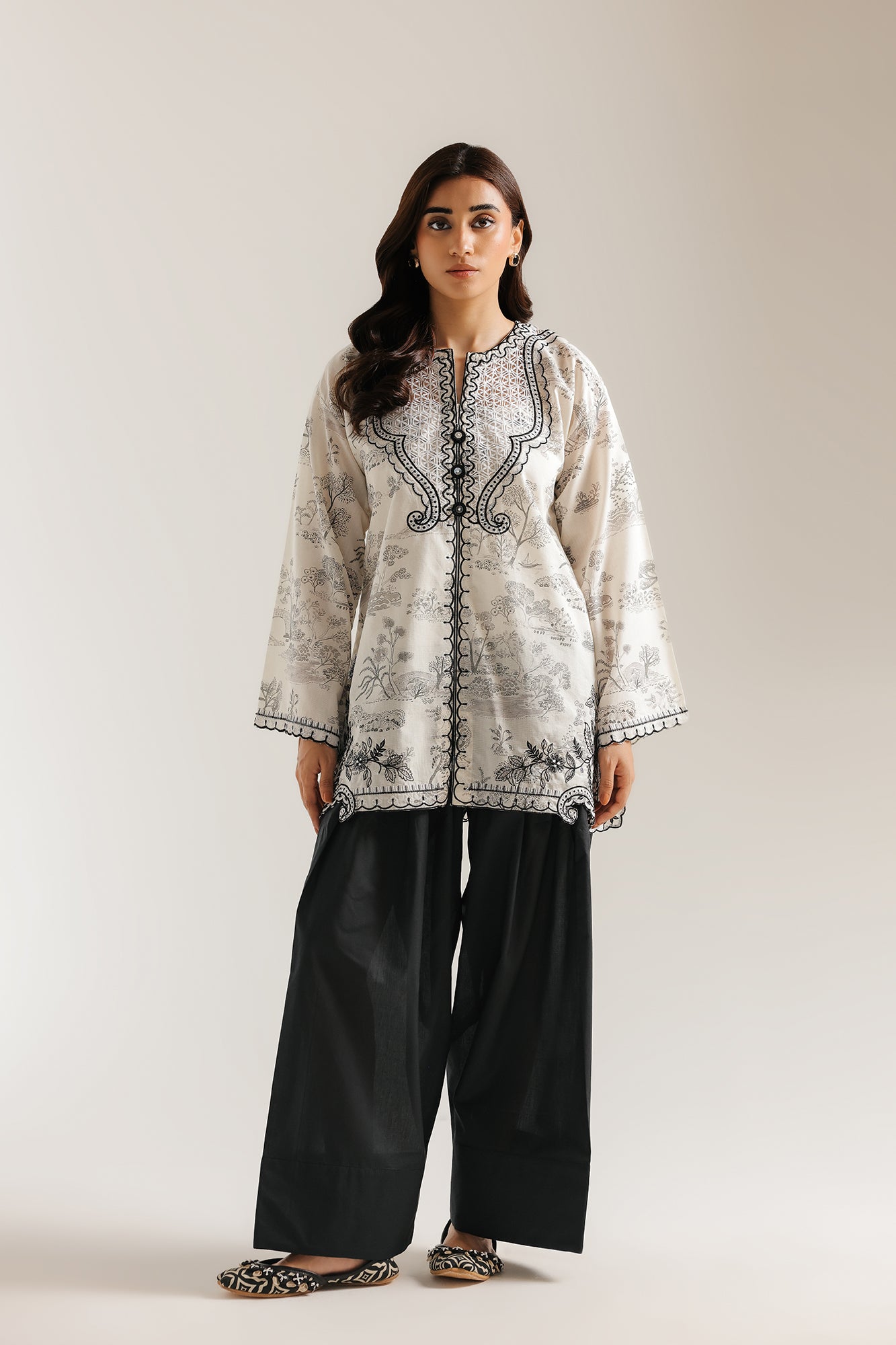https://cdn.shopify.com/s/files/1/2290/7917/files/E4532-103-005_1.jpg?v=1779257399