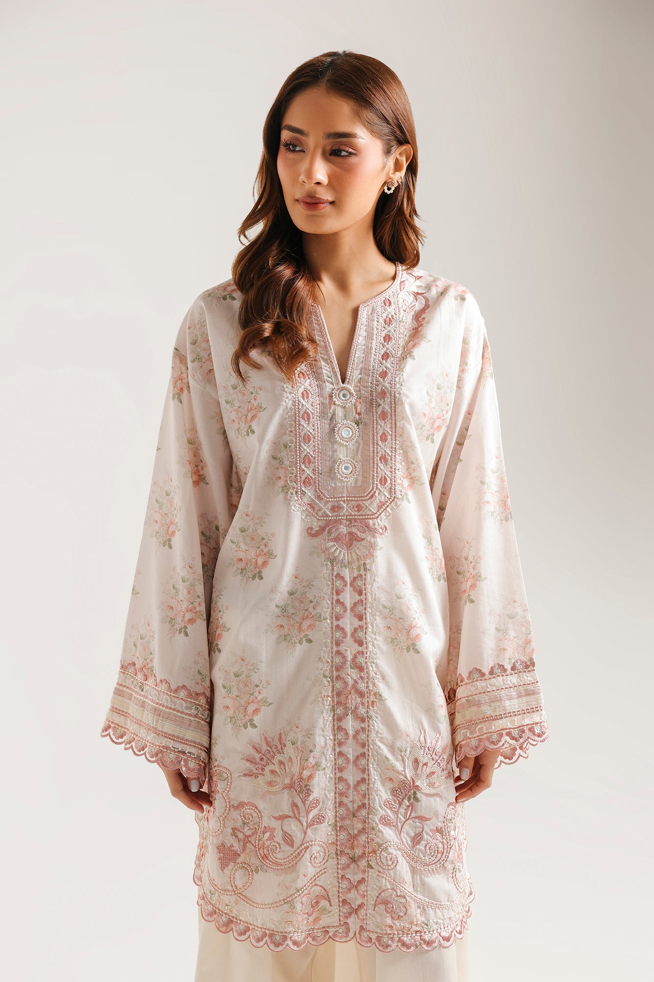 EMBROIDERED SUIT (E4534/103/316)