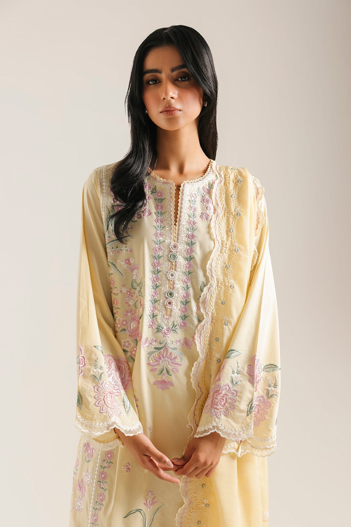 EMBROIDERED SUIT (E4535/103/110)
