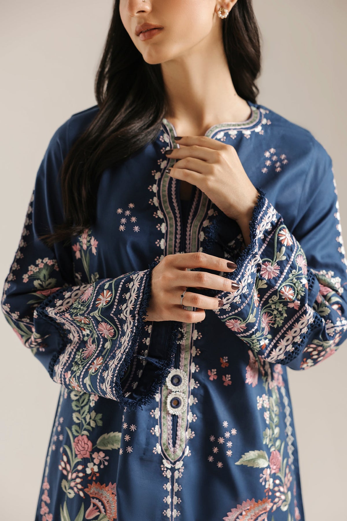 EMBROIDERED SUIT (E4603/103/625)