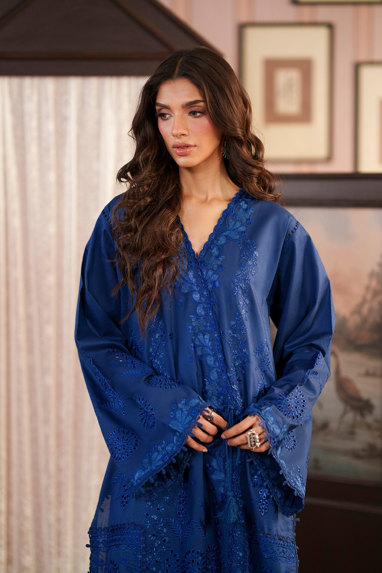 EMBROIDERED SUIT (E4614/103/626)