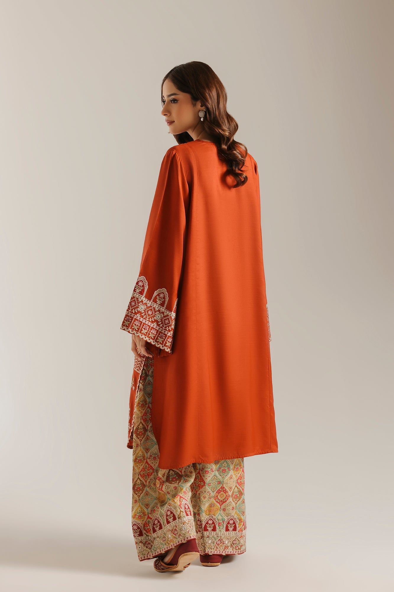EMBROIDERED SUIT (E4728-103-320)