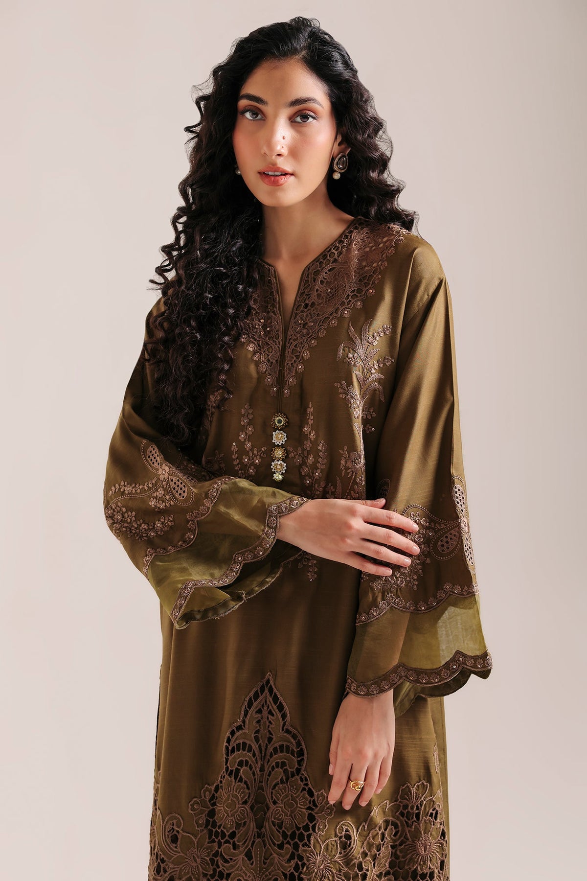 EMBROIDERED SUIT (E4732-103-121)