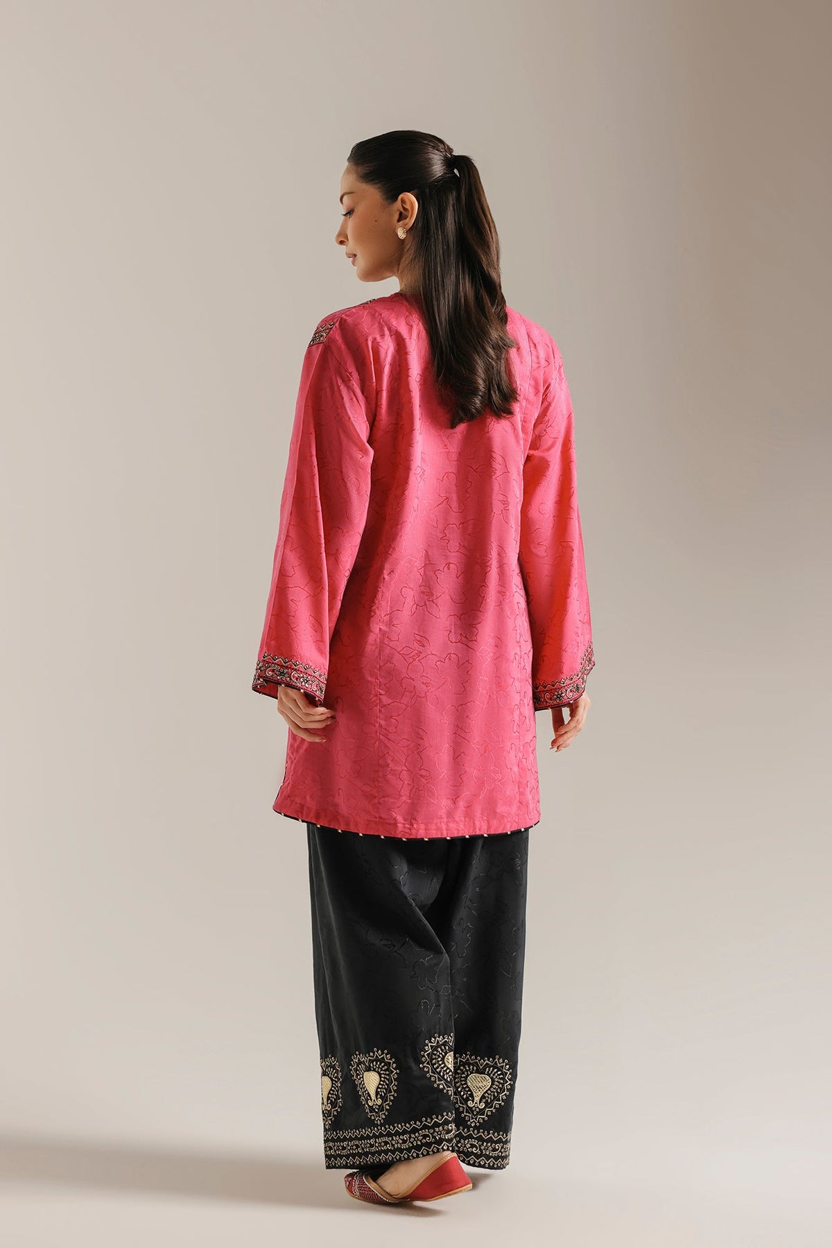 EMBROIDERED SUIT (E4751-103-407)