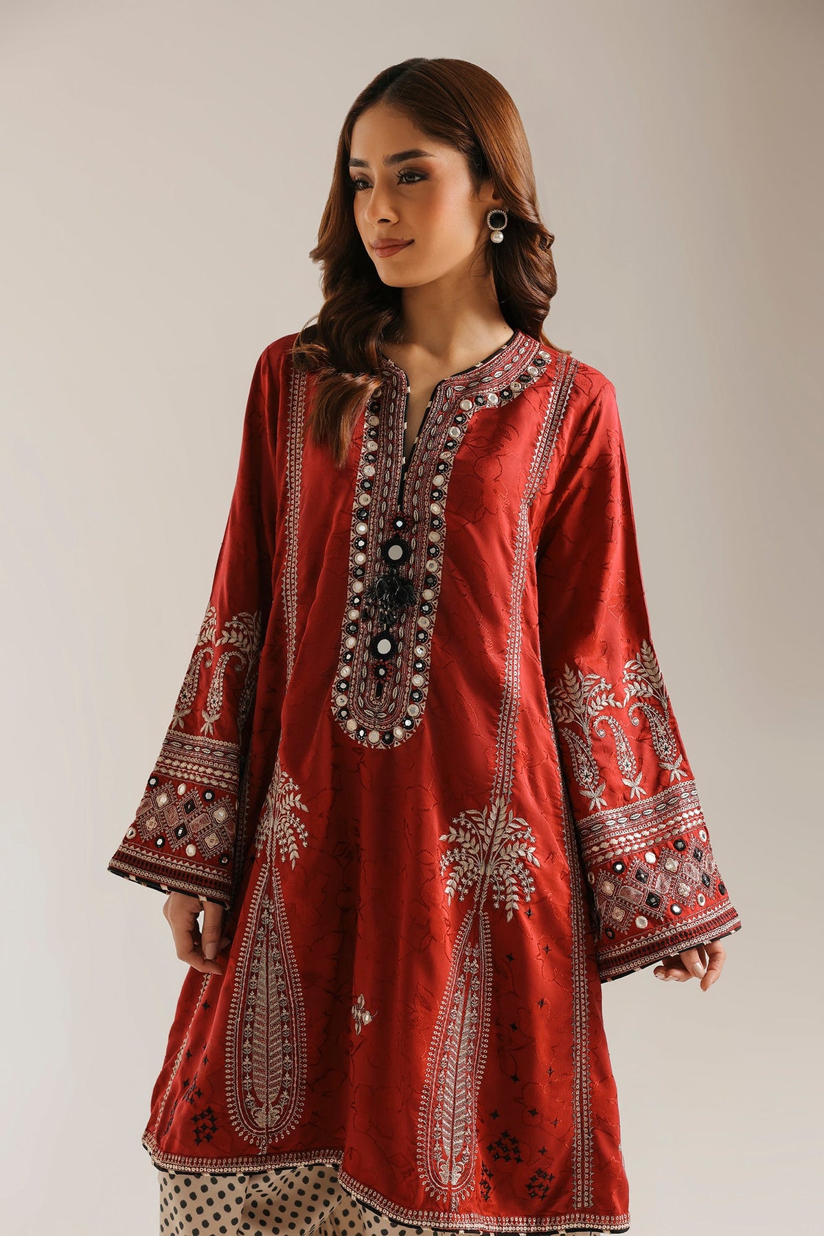 EMBROIDERED SUIT (E4752-103-415)