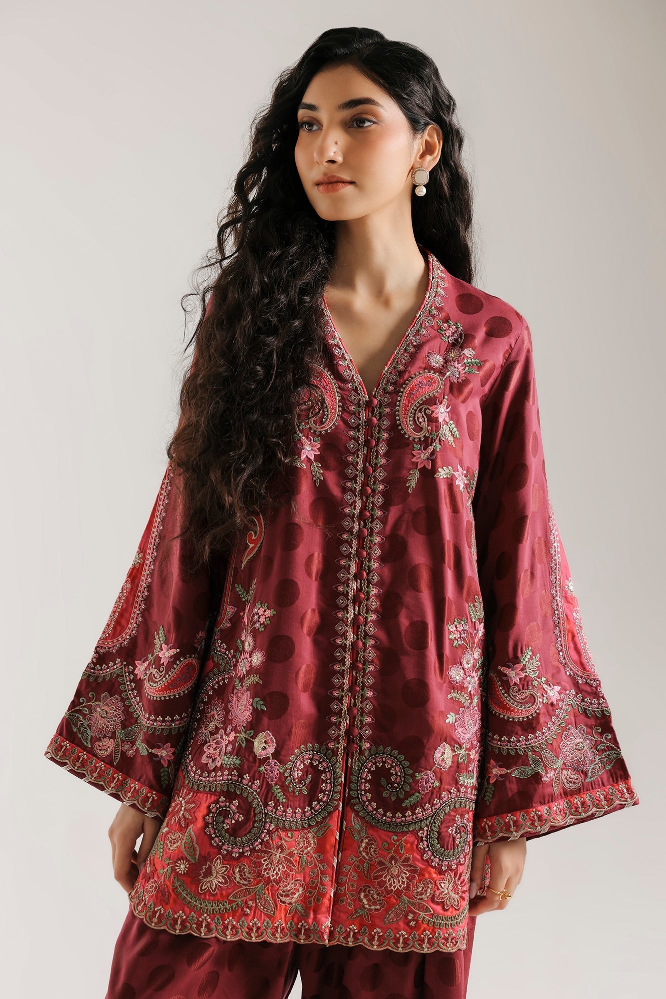 EMBROIDERED SUIT (E4758-103-306)