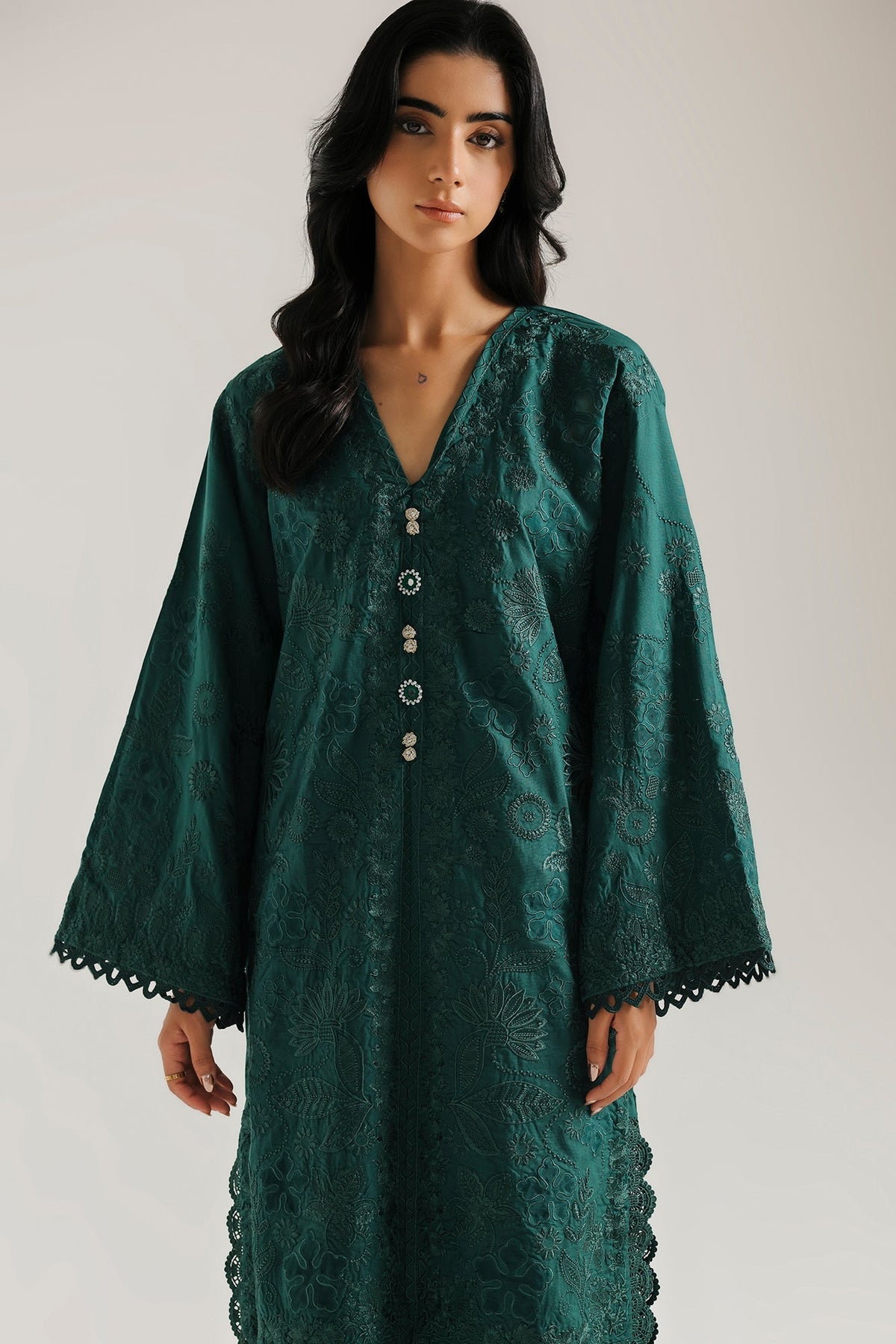 EMBROIDERED SUIT (E4769-103-706)