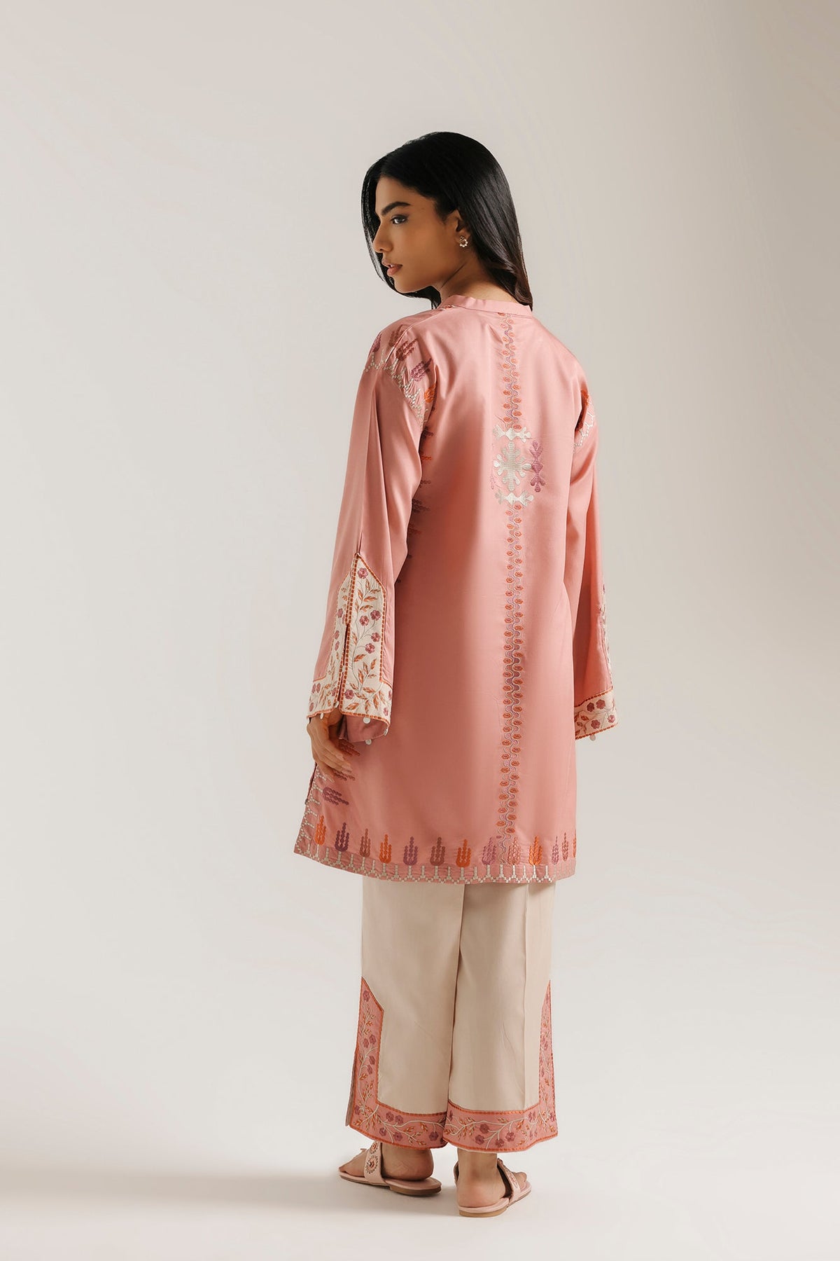 EMBROIDERED SUIT (E4773-103-328)