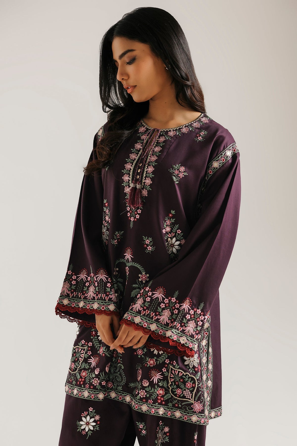 EMBROIDERED SUIT (E4775-103-503)