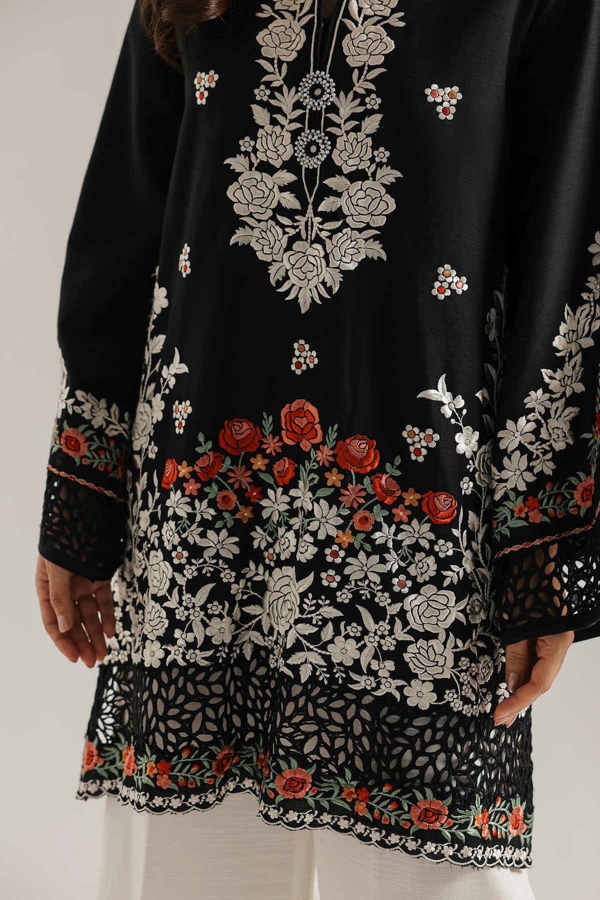 EMBROIDERED SUIT (E4792-103-901)
