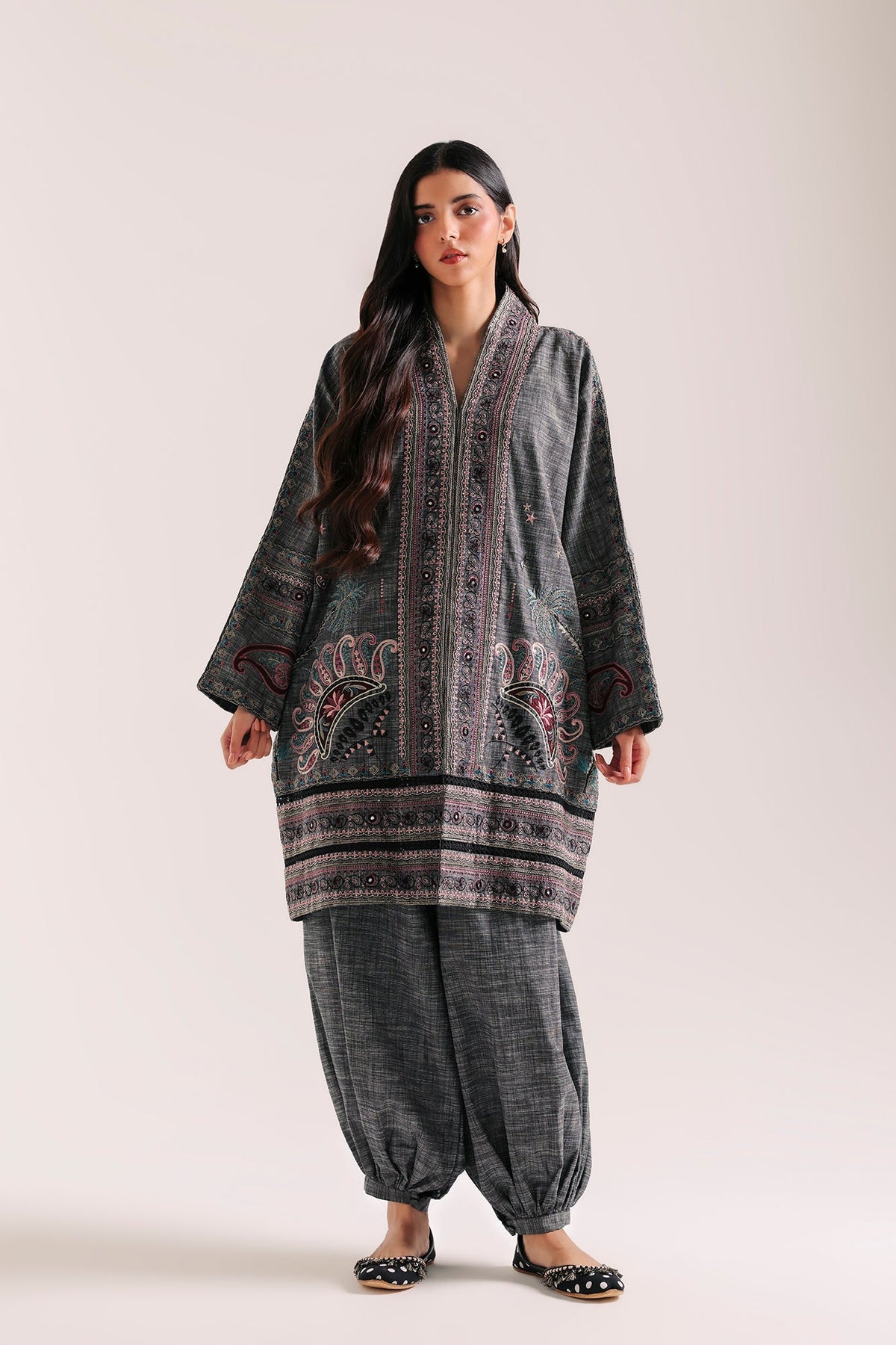EMBROIDERED SUIT (E4803-103-902)