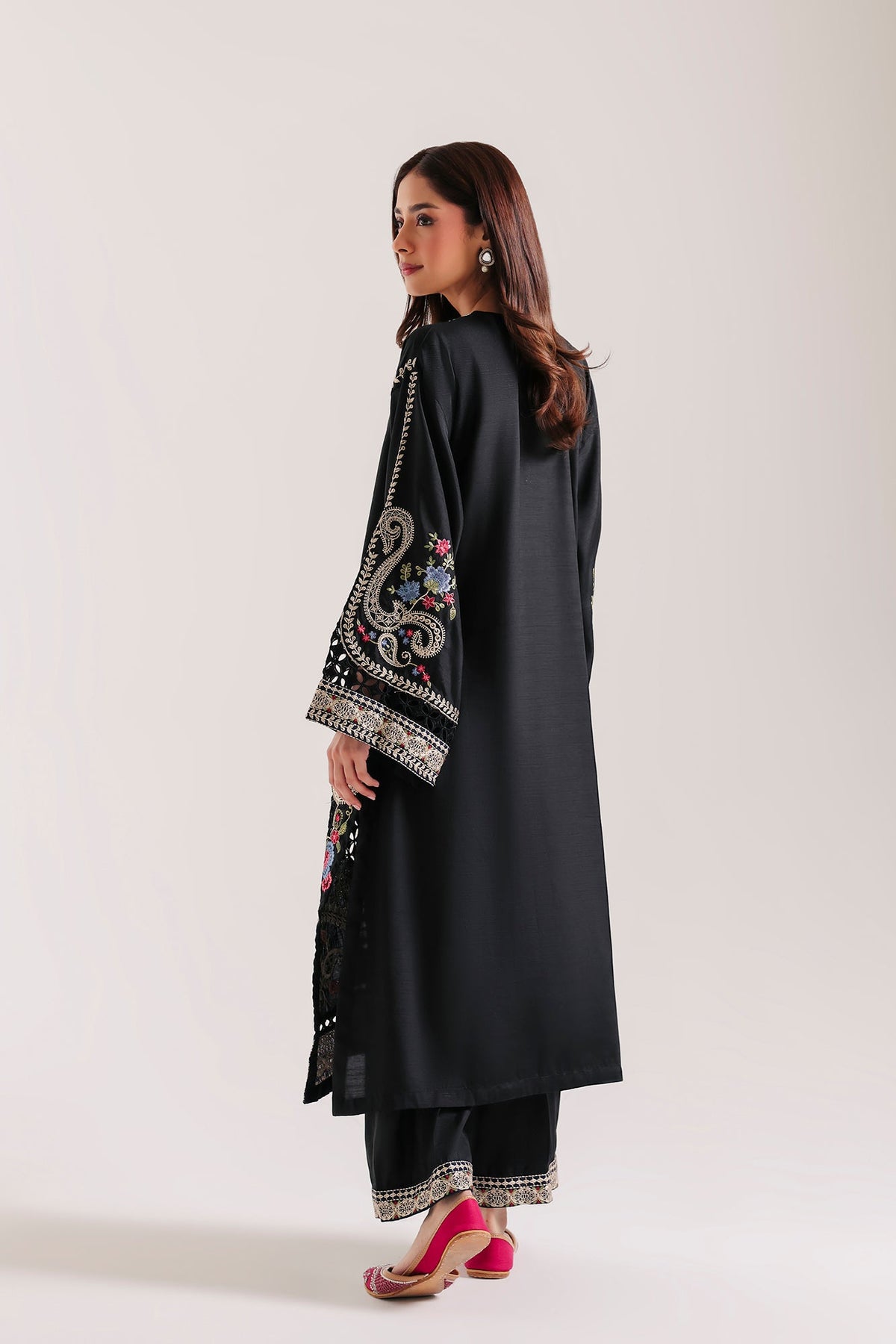 EMBROIDERED SUIT (E4805-103-902)