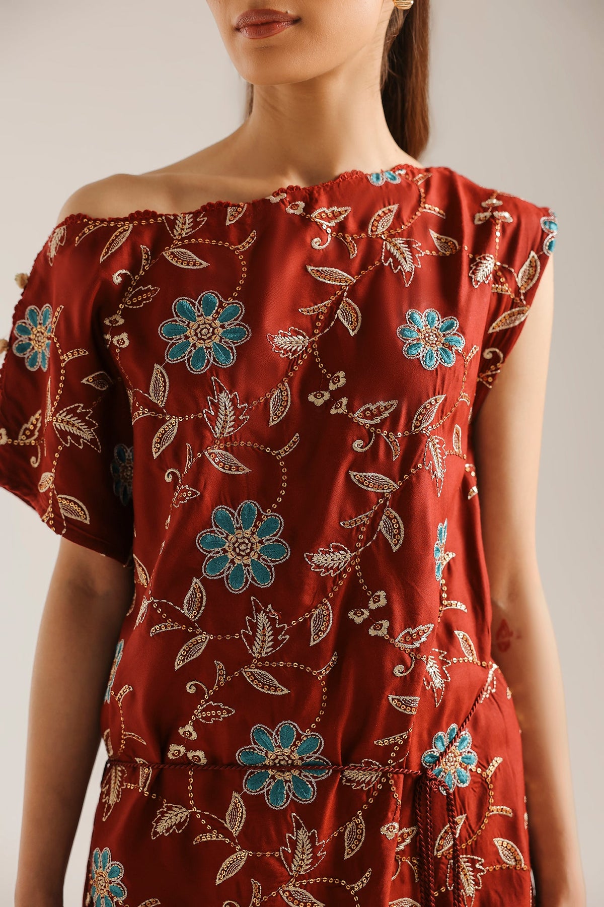 EMBROIDERED SUIT (E4819-103-415)