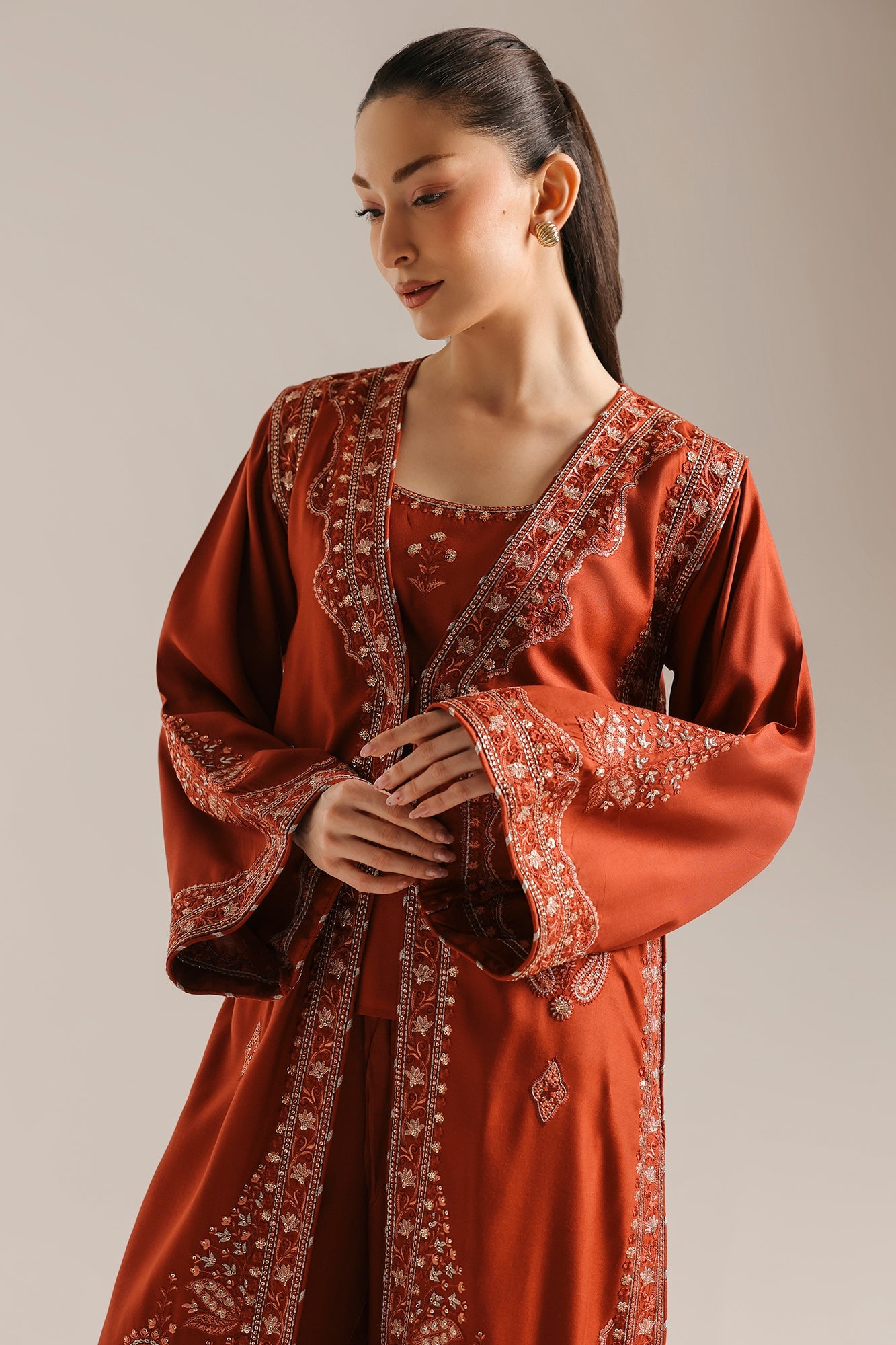 EMBROIDERED SUIT (E4824-103-320)