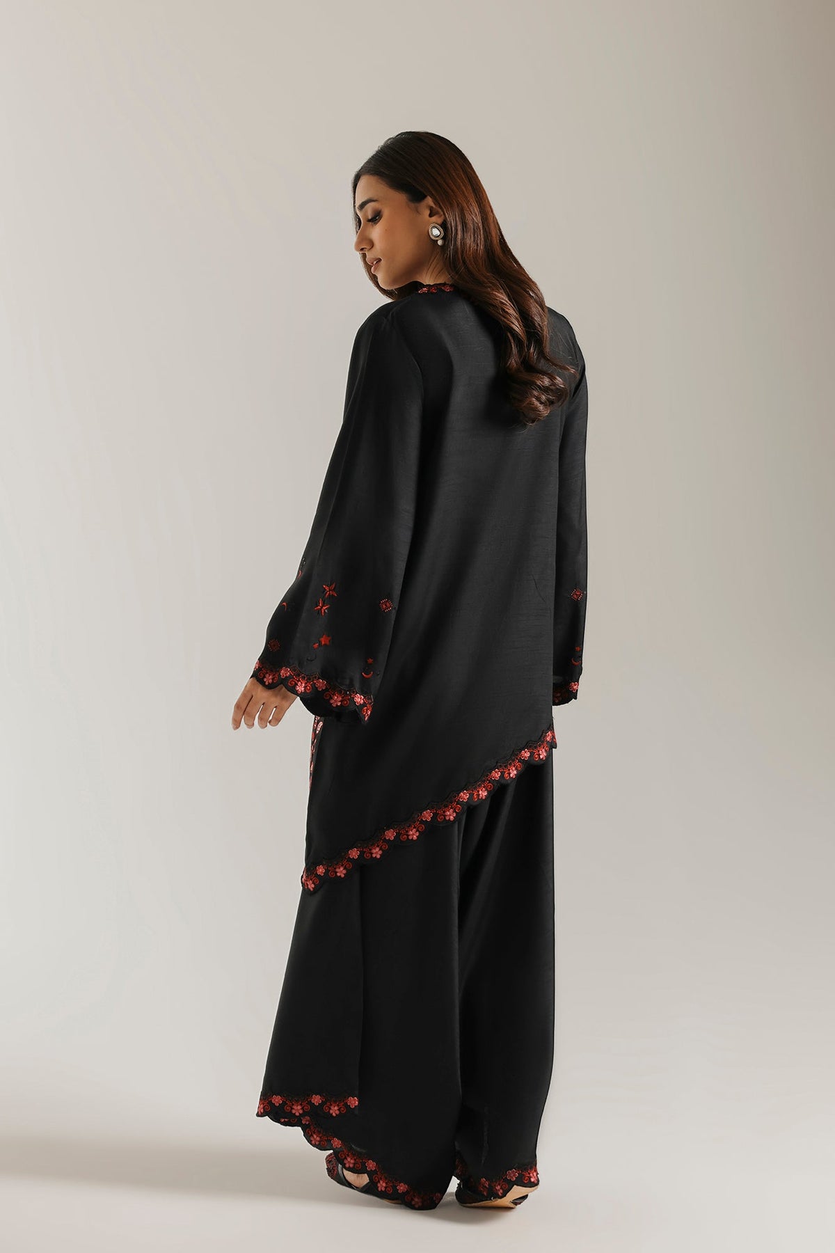 EMBROIDERED SUIT (E4857-103-902)