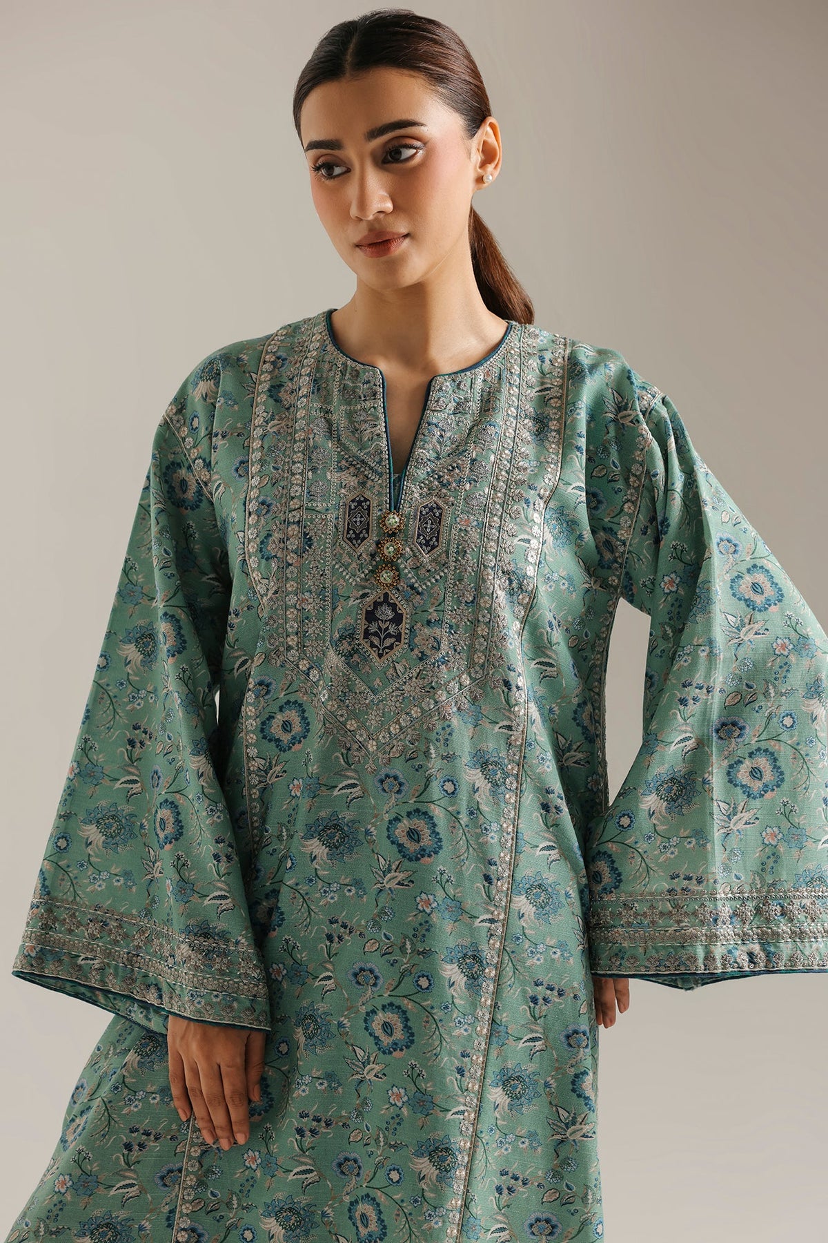 EMBROIDERED SUIT (E4867-103-710)