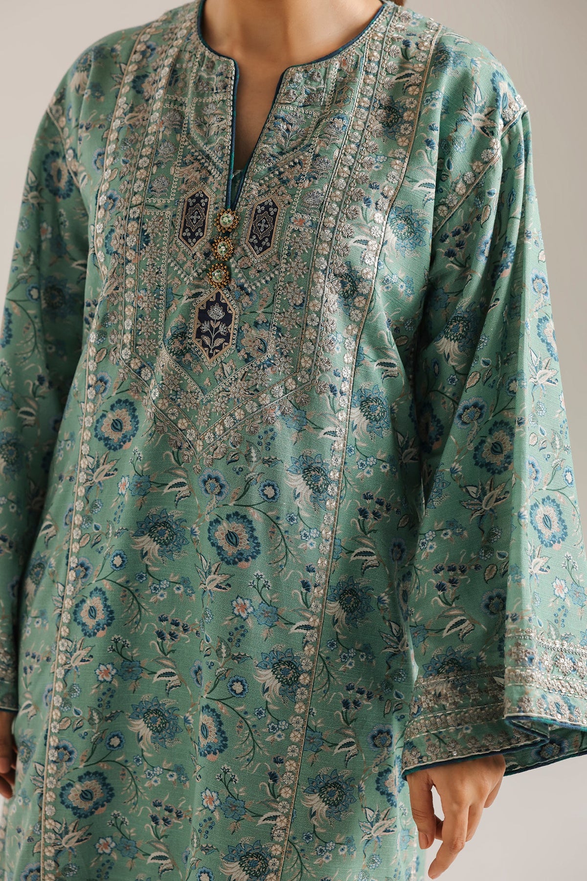 EMBROIDERED SUIT (E4867-103-710)