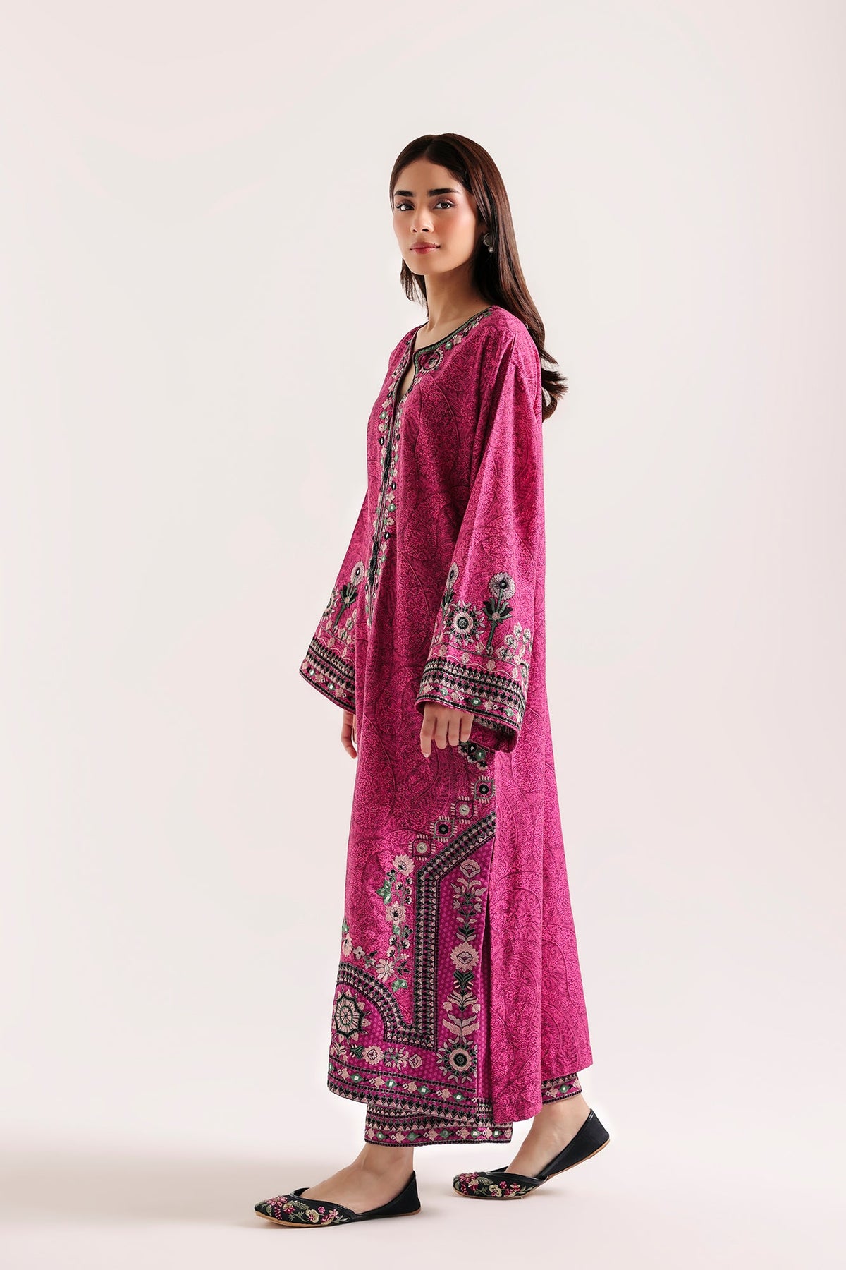 EMBROIDERED SUIT (E4868-103-402)