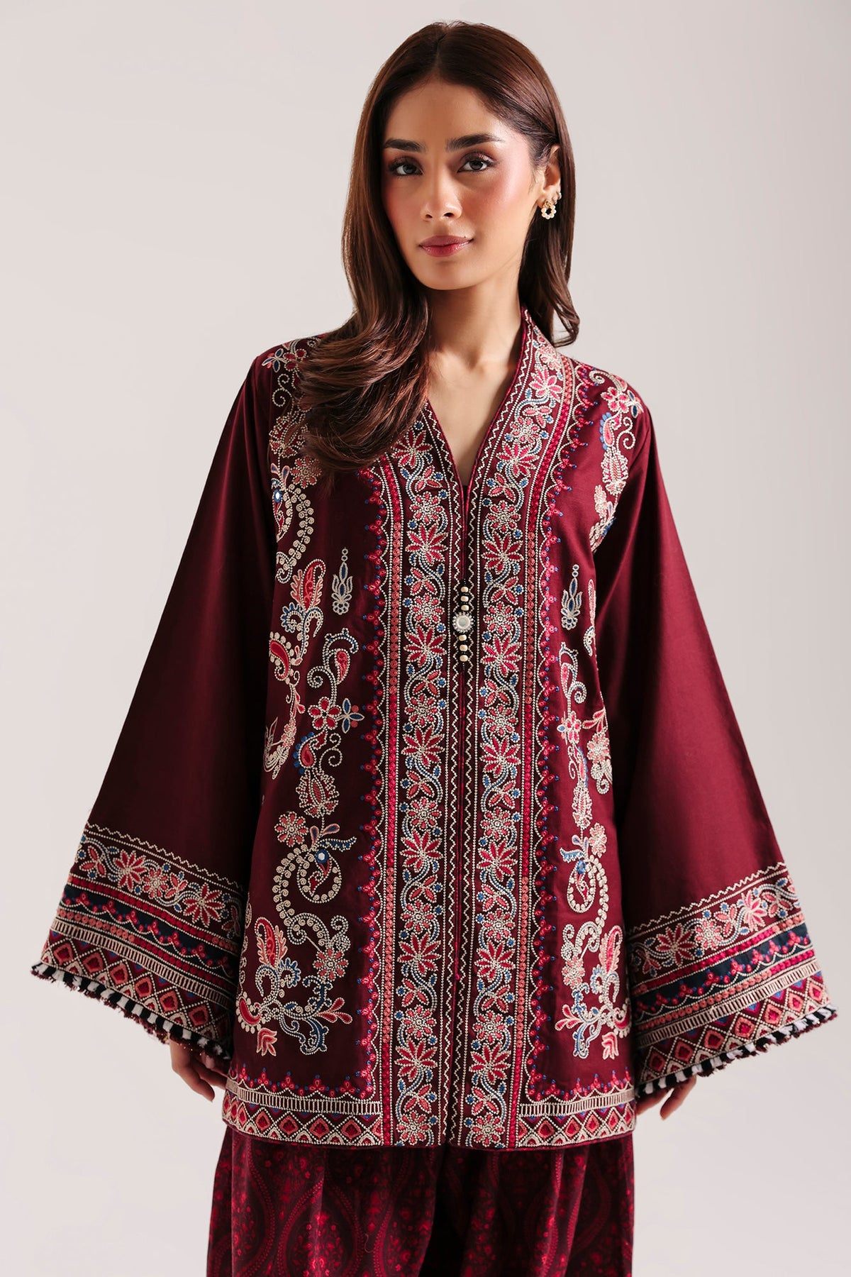 EMBROIDERED SUIT (E4873-103-304)