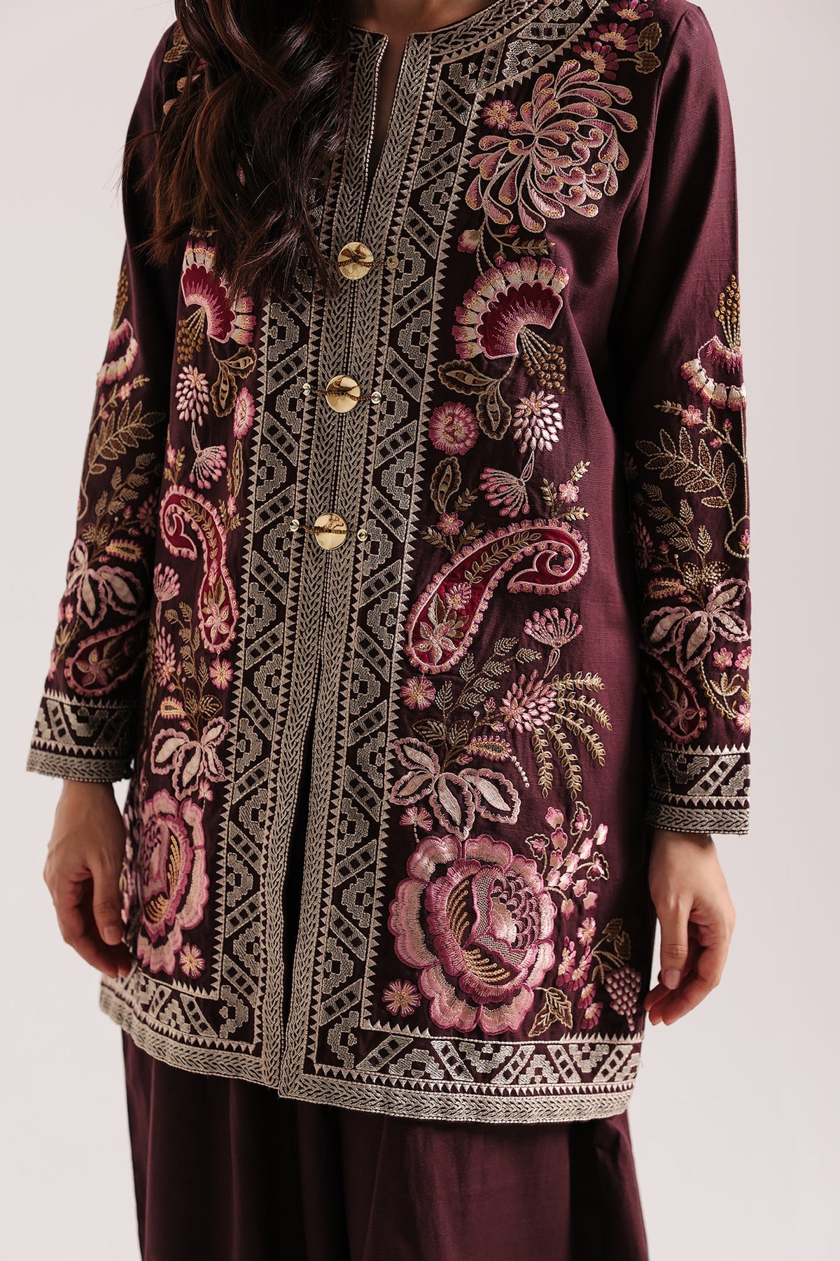 EMBROIDERED SUIT (E4920-103-802)