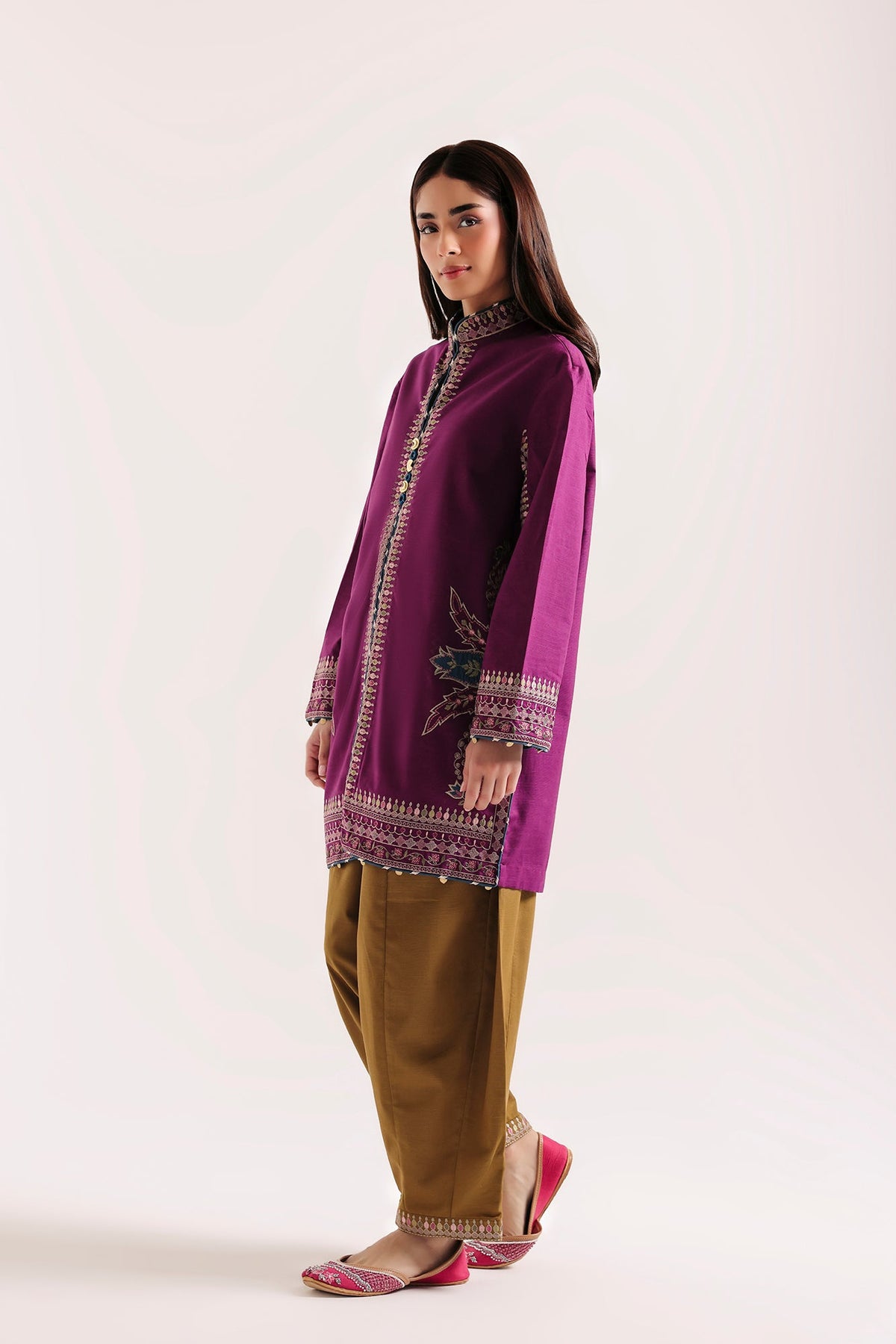 EMBROIDERED SUIT (E4922-103-403)