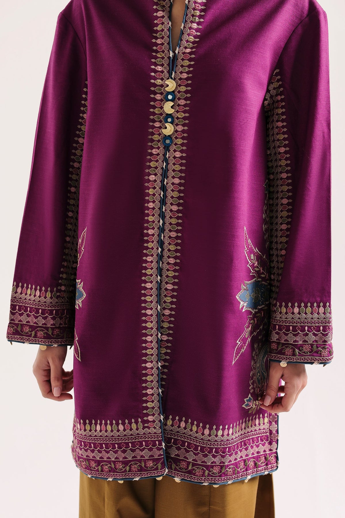 EMBROIDERED SUIT (E4922-103-403)