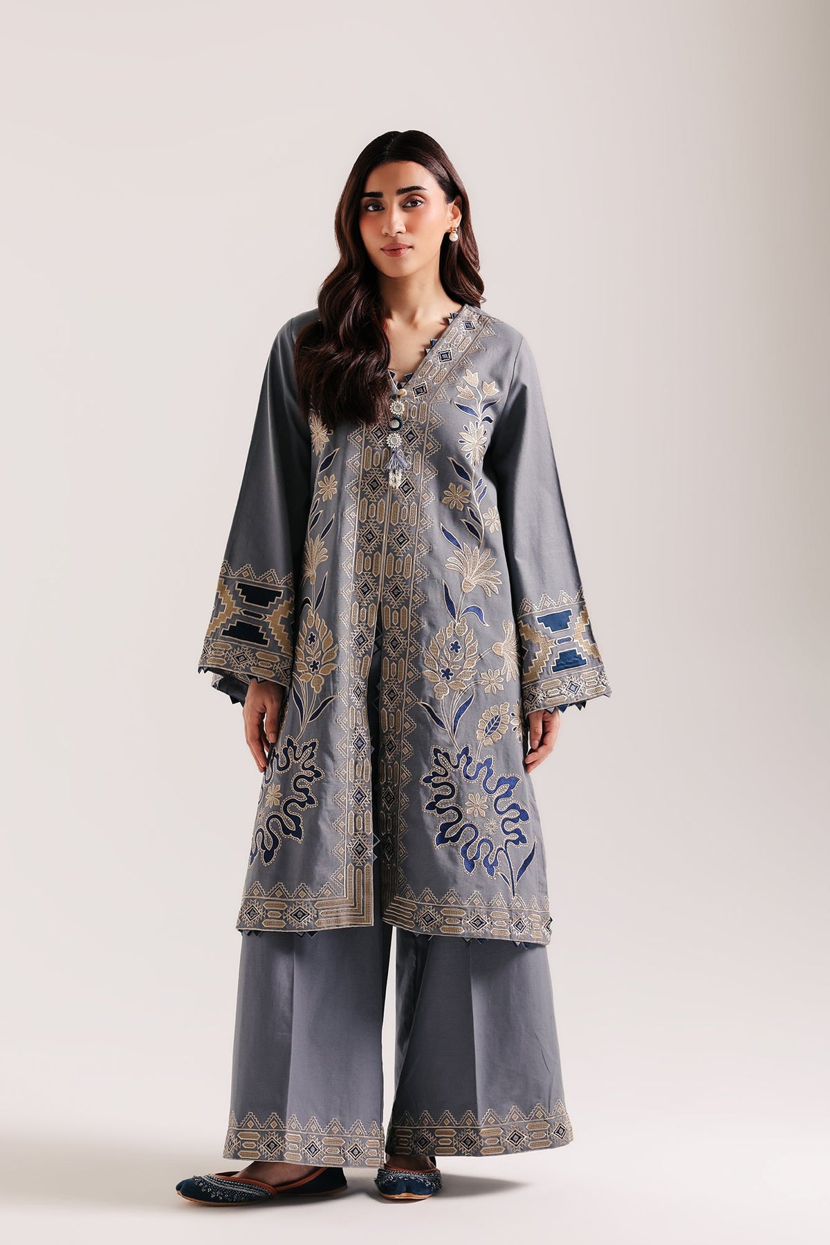 EMBROIDERED SUIT (E4923-103-916)