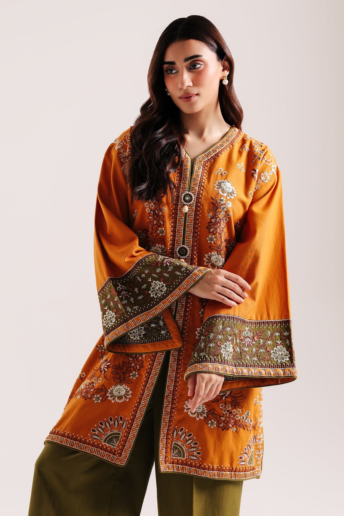 EMBROIDERED SUIT (E4944-103-219)