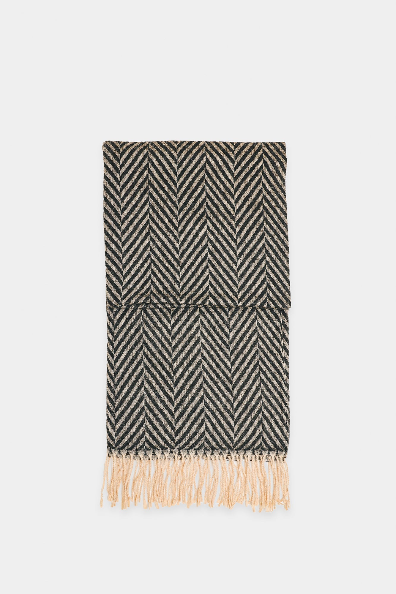 Shawl (E6906/102/901)