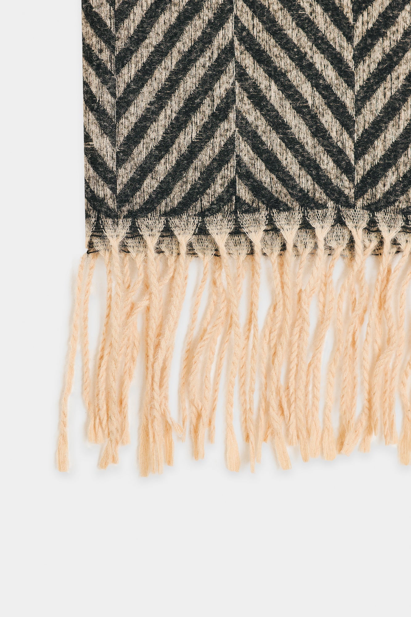 Shawl (E6906/102/901)
