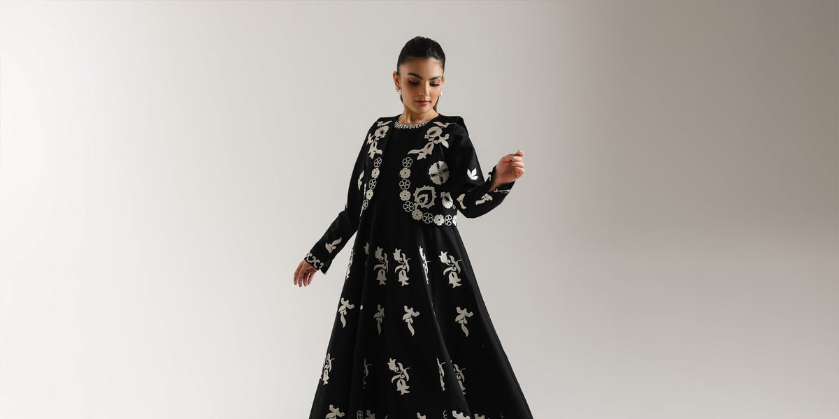 EMBROIDERED DRESS (E6960/102/902)