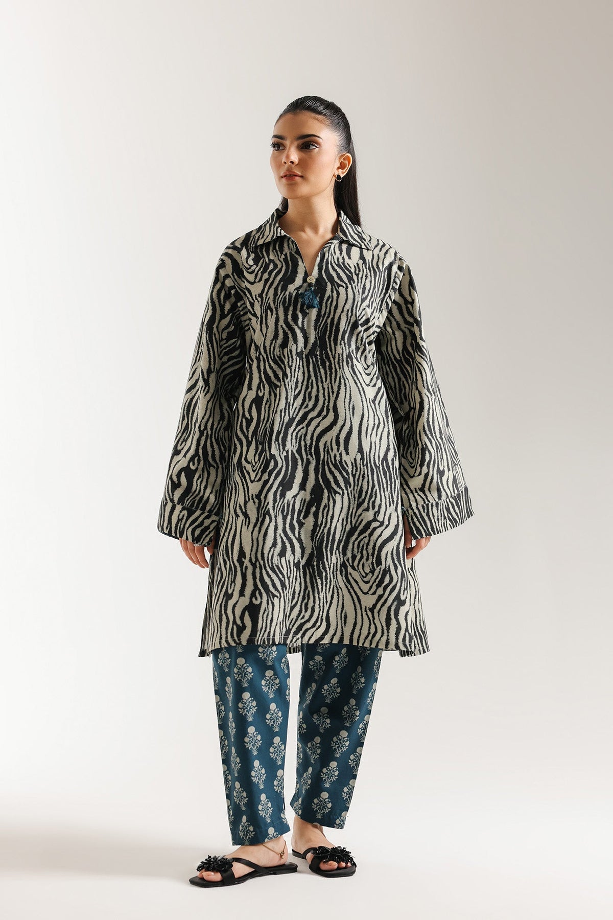 PRINTED SUIT (E7102/102/004)