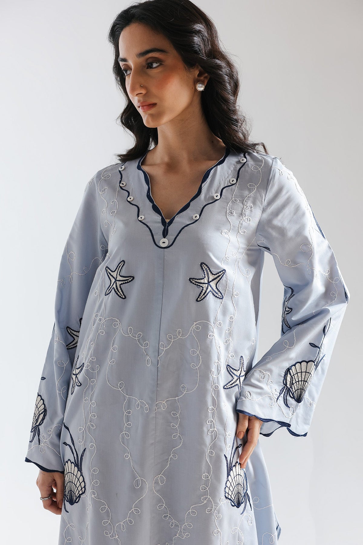 EMBROIDERED SHIRT (E7501/102/720)