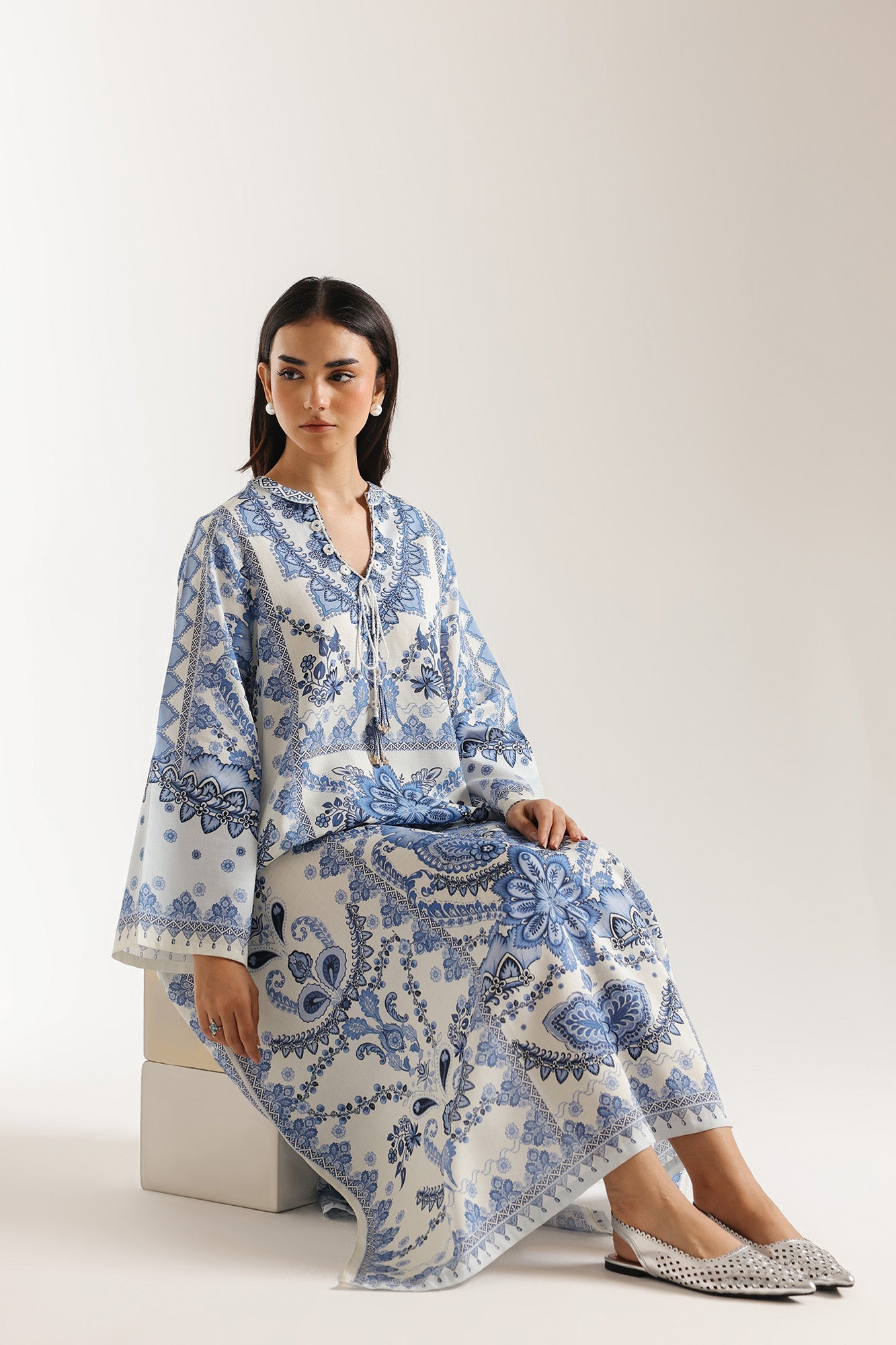 https://cdn.shopify.com/s/files/1/2290/7917/files/E7507-102-617_5.jpg?v=1764566026