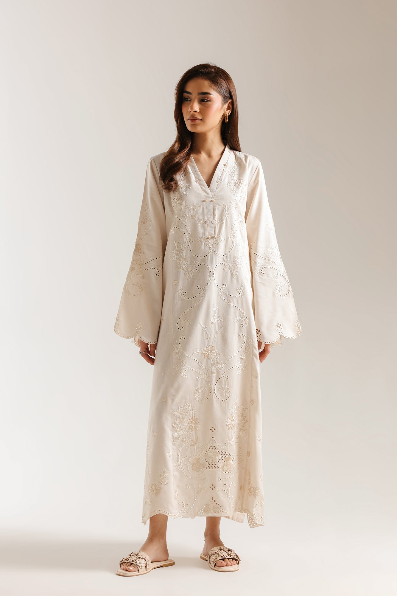 EMBROIDERED DRESS (E7515/102/005)