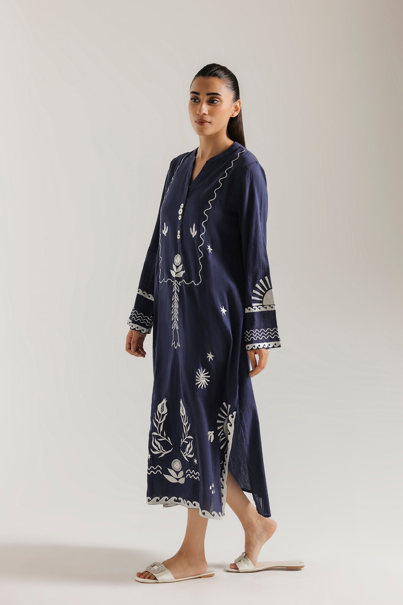 EMBROIDERED SHIRT (E7537/102/620)