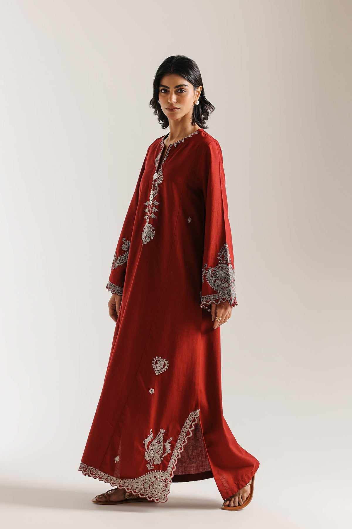 EMBROIDERED KAFTAN (E7541/102/403)