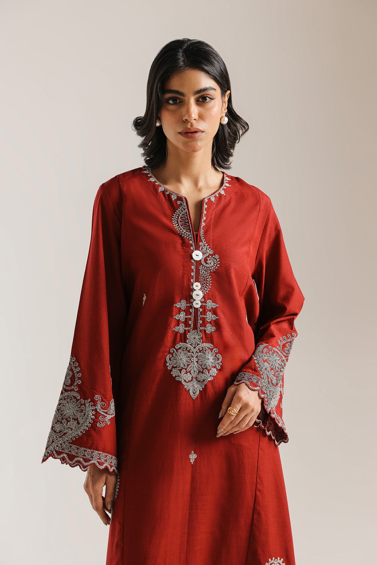 EMBROIDERED KAFTAN (E7541/102/403)