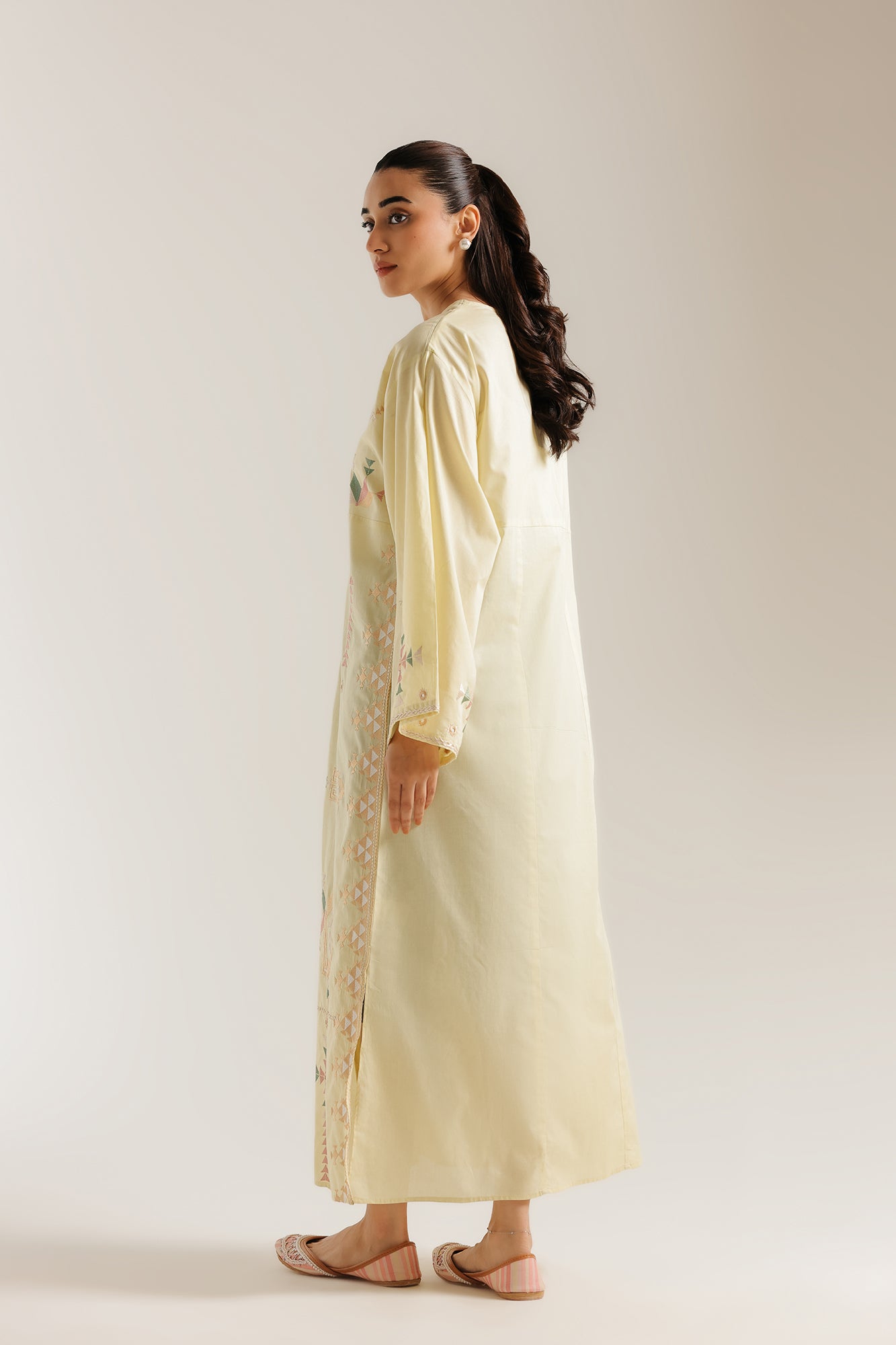EMBROIDERED DRESS (E7569/102/110)