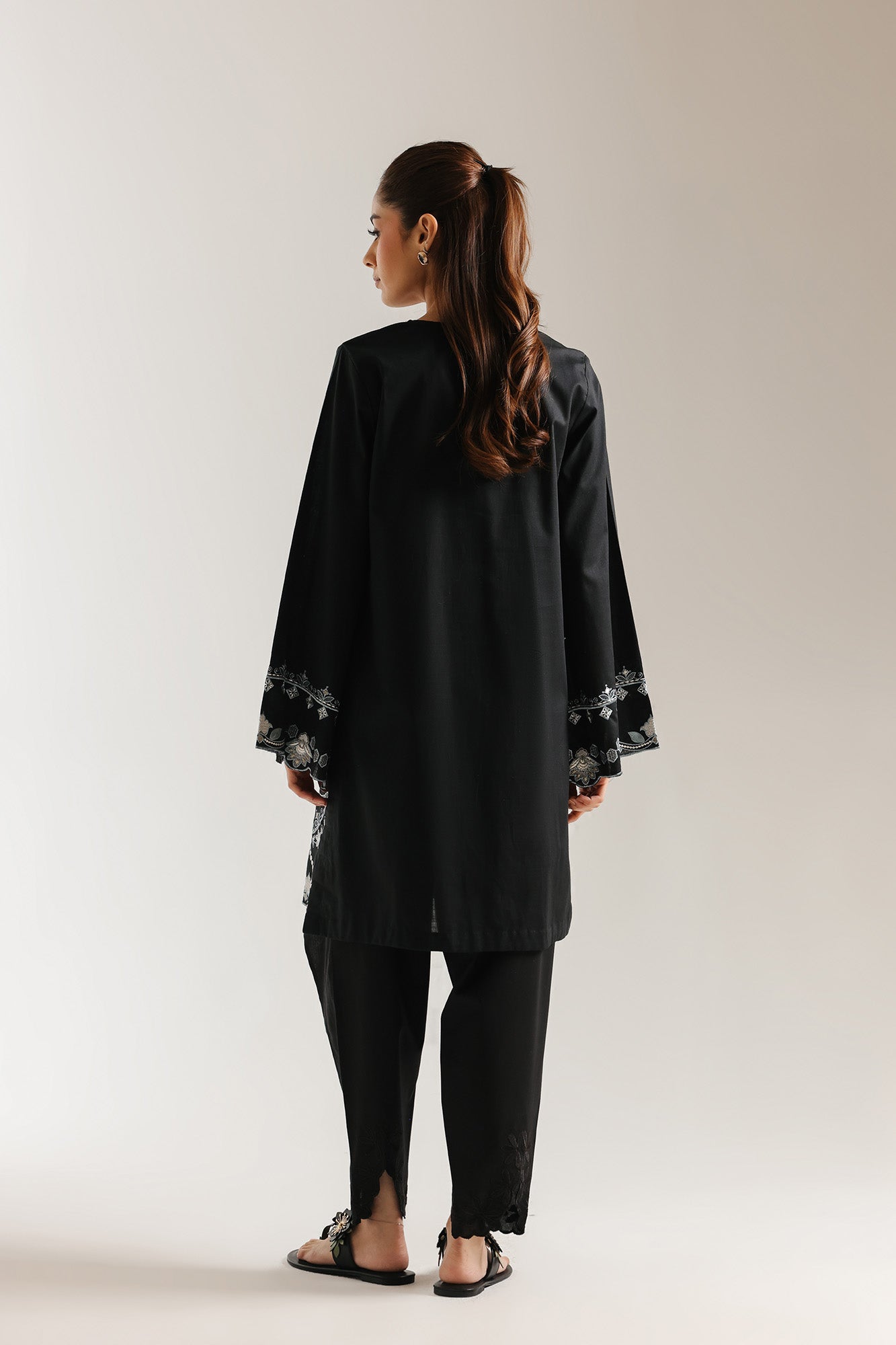 EMBROIDERED SHIRT (E7582/102/902)