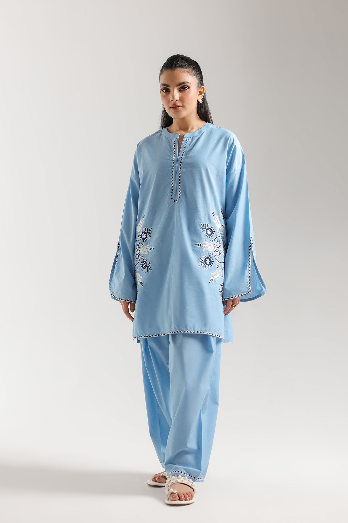 https://cdn.shopify.com/s/files/1/2290/7917/files/E7610-102-630_1.jpg?v=1772512742
