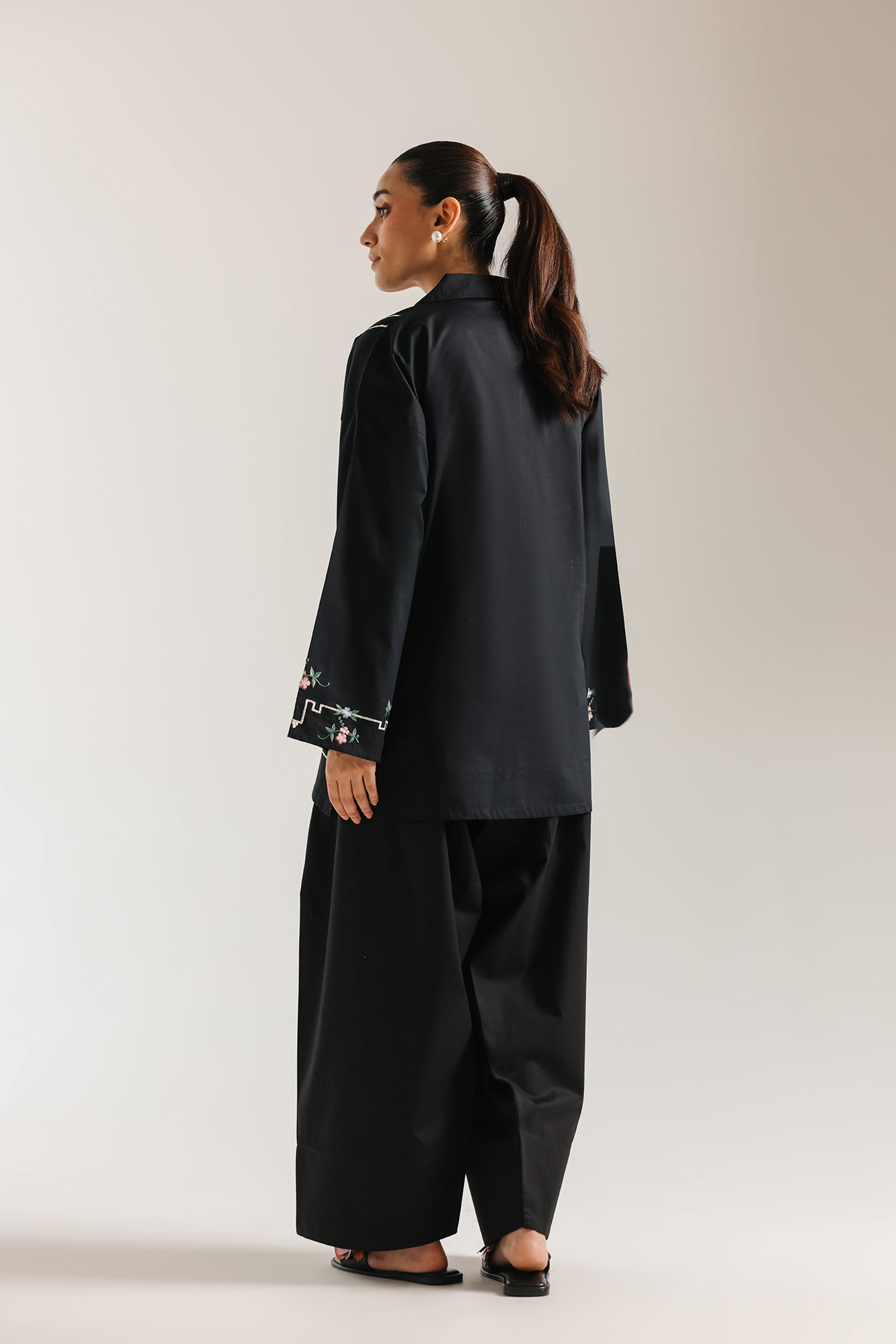 https://cdn.shopify.com/s/files/1/2290/7917/files/E7624-102-902_3.jpg?v=1774342881