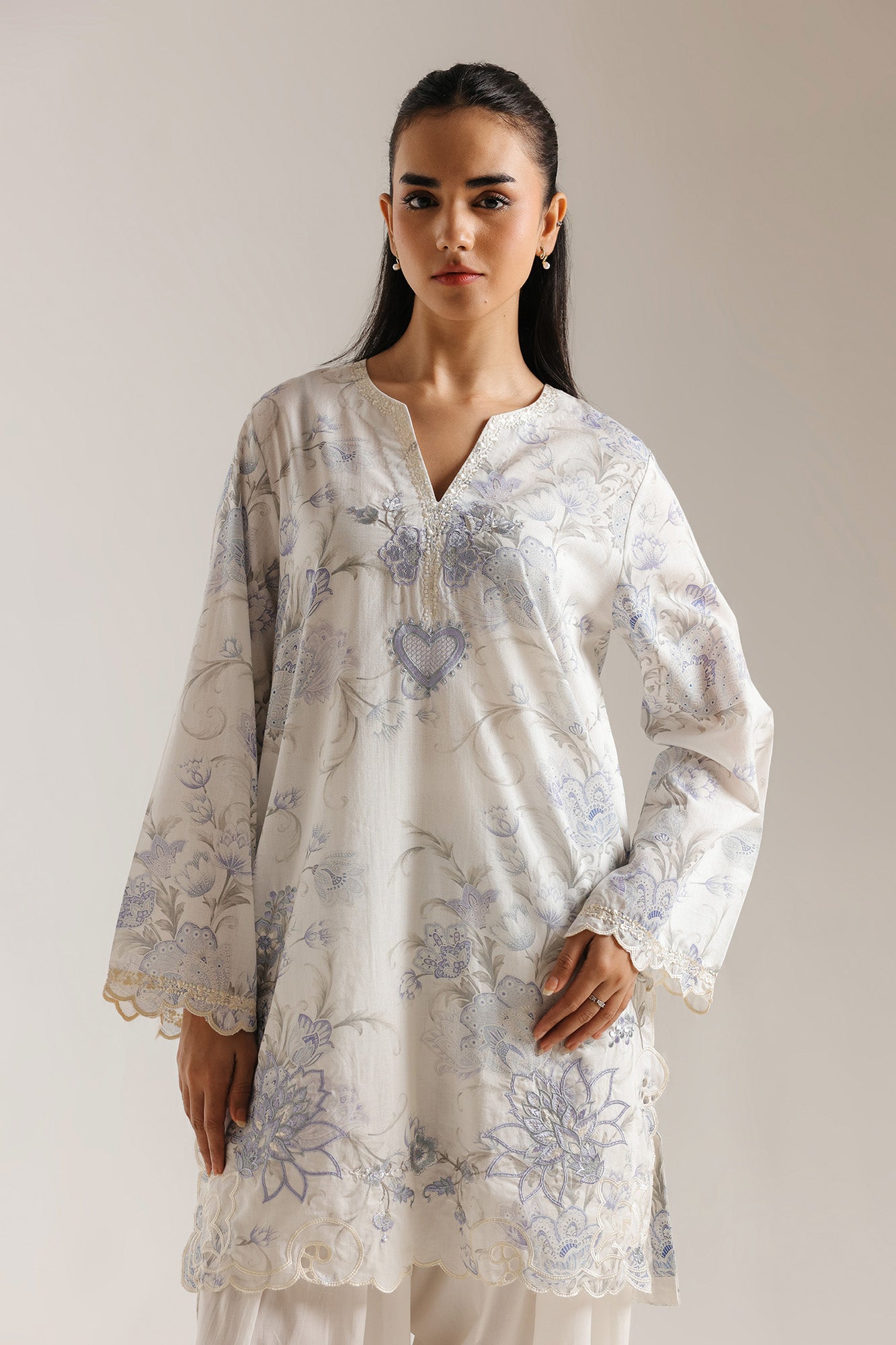 https://cdn.shopify.com/s/files/1/2290/7917/files/E7682-102-001_4.jpg?v=1768285952